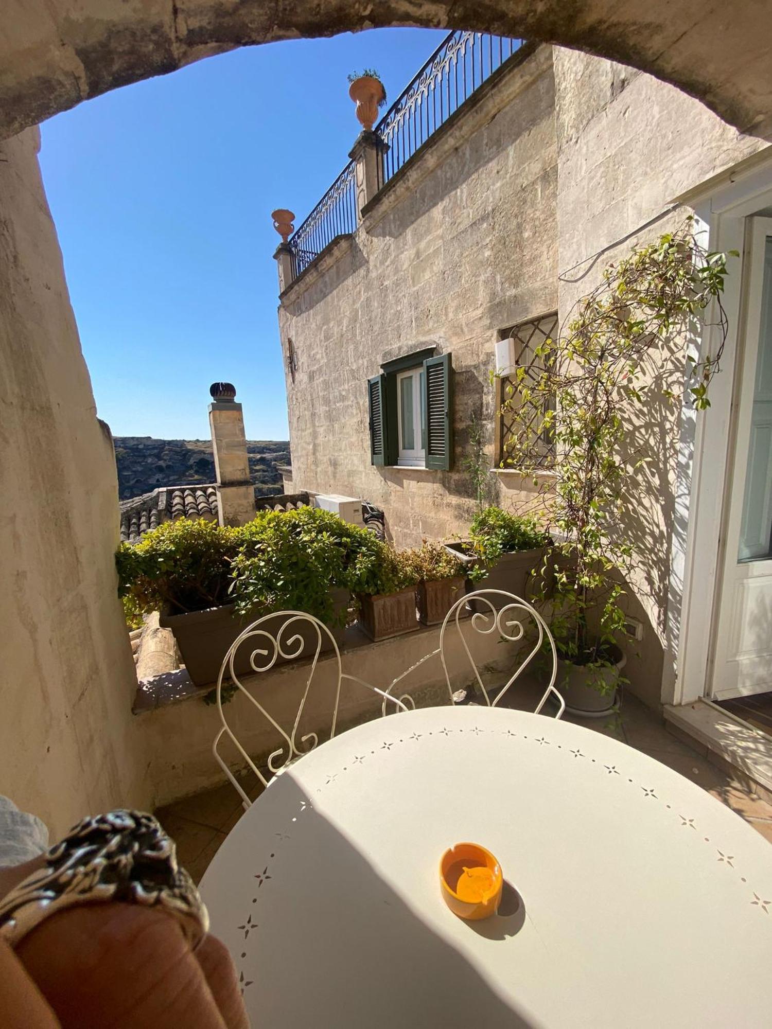 Angolo Del Poeta Suite Matera Exterior photo