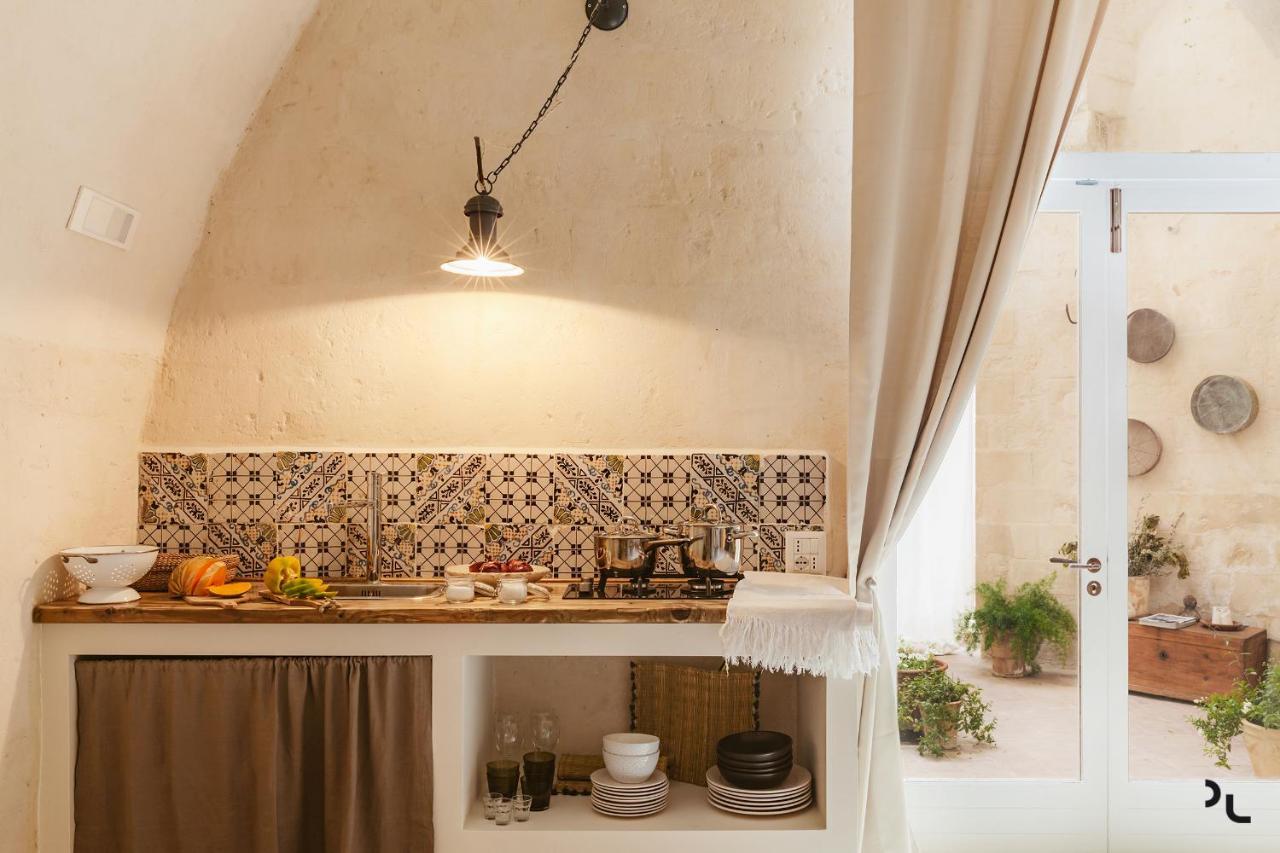 Angolo Del Poeta Suite Matera Exterior photo